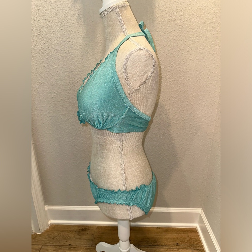 VS Bikini - Picture 3 of 11
